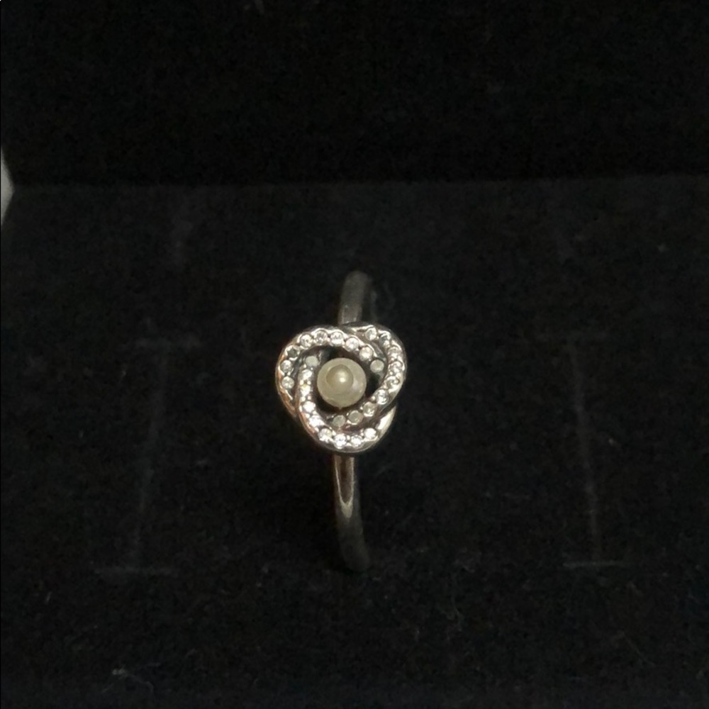 Pandora Ring